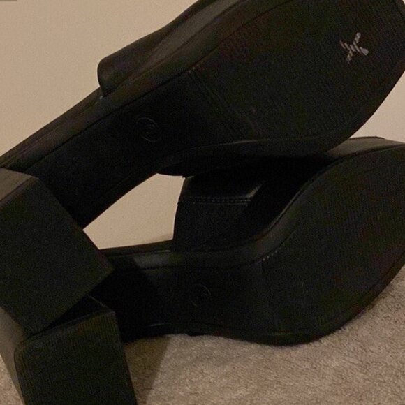 A New Day Heels Black Harlow Mule - Picture 8 of 8